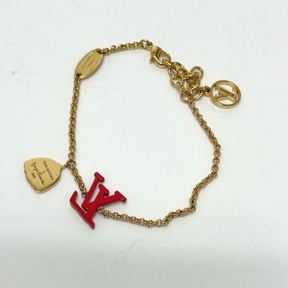 LOUIS VUITTON Red Charm Bracelet - Picture 2 of 7